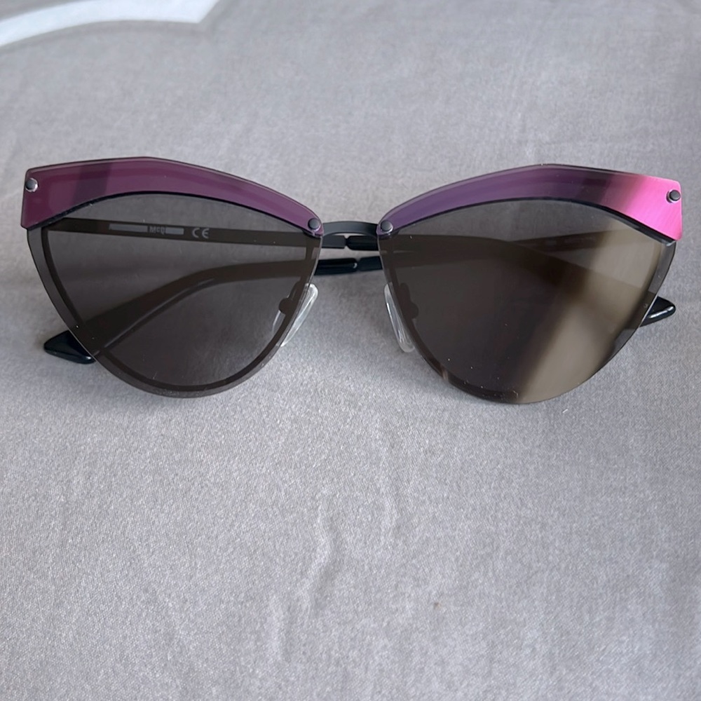 McQ Cateye Sunglass